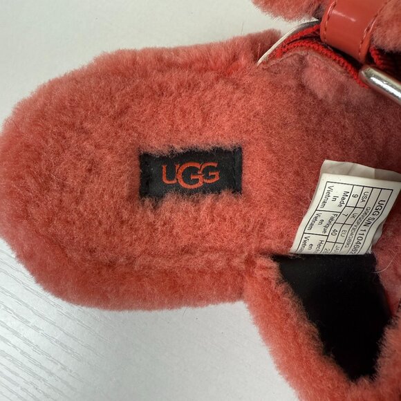 EUC UGG Women's Fuzz Yeah Blush Pink Sheepskin Slipper Slides - Picture 10 of 13